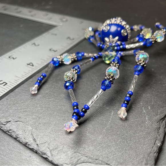 REDUCED CCO Blue Crystal Spider Halloween Decoration Ornament Suncatcher - Picture 11 of 12